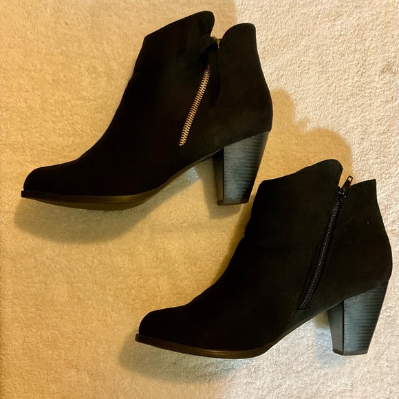 JUSTFAB BLACK & BROWN Western Style Loana Faux Suede Stacked Heel BootS. Sz-10 - Picture 5 of 11